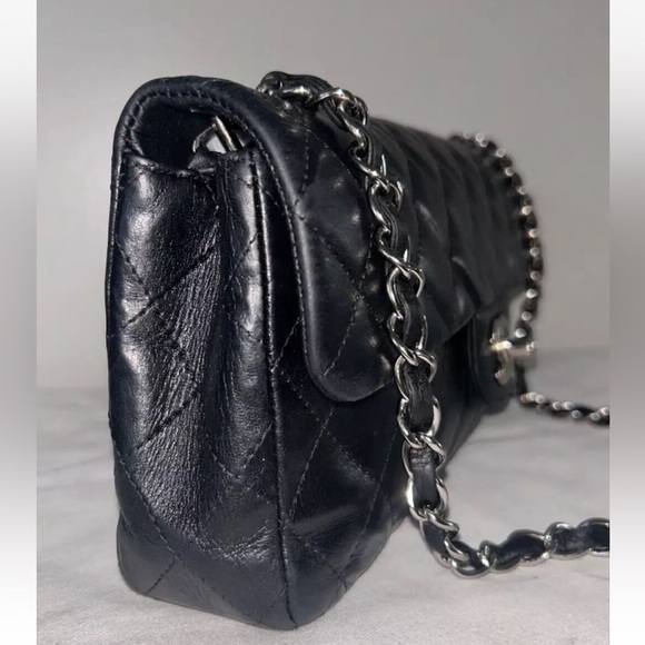 🌟SOLD🌟CHANEL Classic CC East West Quilted Lambskin Shoulder Bag Black - Picture 5 of 14